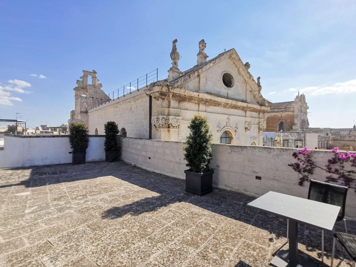 Palazzo Charlie Acomodação com café da manhã Lecce Exterior foto