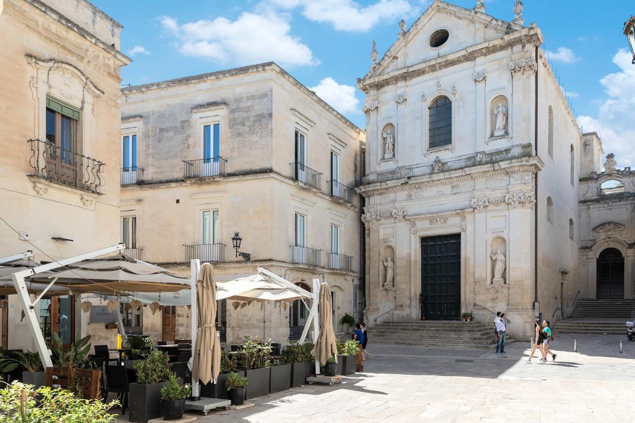 Palazzo Charlie Acomodação com café da manhã Lecce Exterior foto