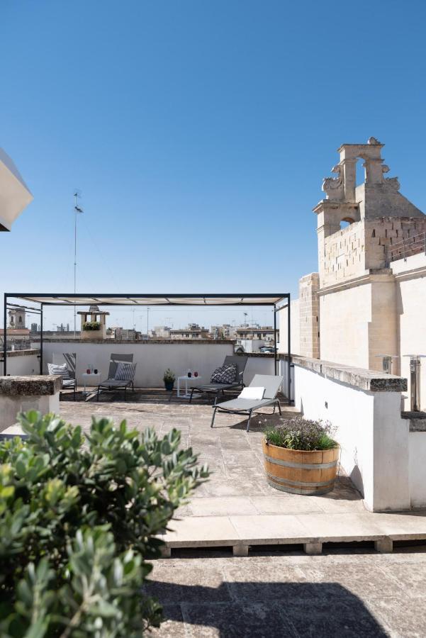 Palazzo Charlie Acomodação com café da manhã Lecce Exterior foto