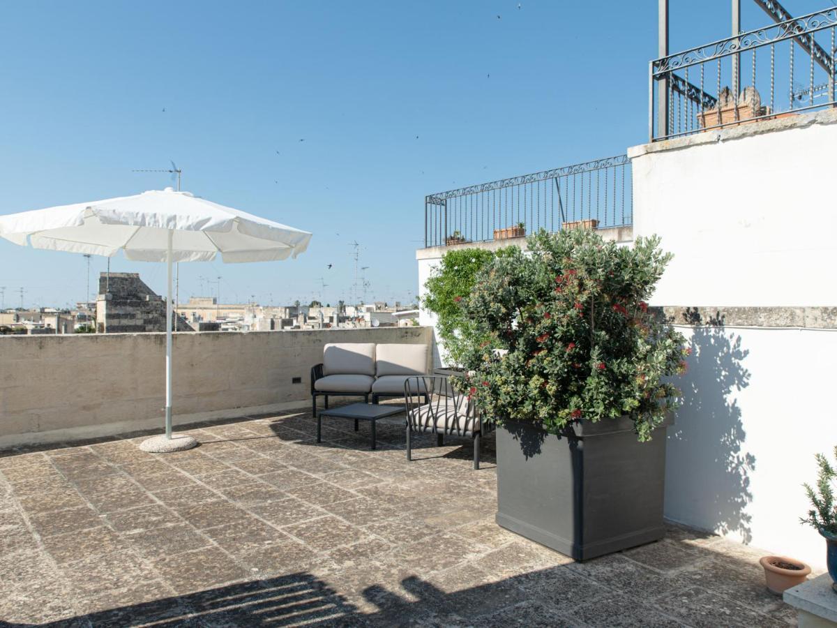 Palazzo Charlie Acomodação com café da manhã Lecce Exterior foto