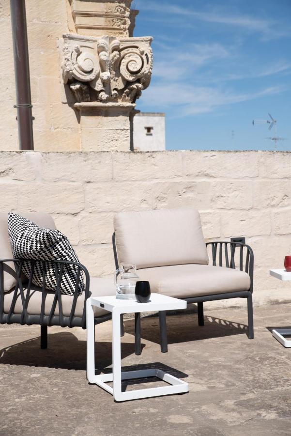 Palazzo Charlie Acomodação com café da manhã Lecce Exterior foto